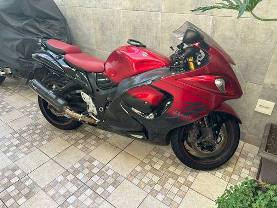 SUZUKI HAYABUSA GSX1300RA 